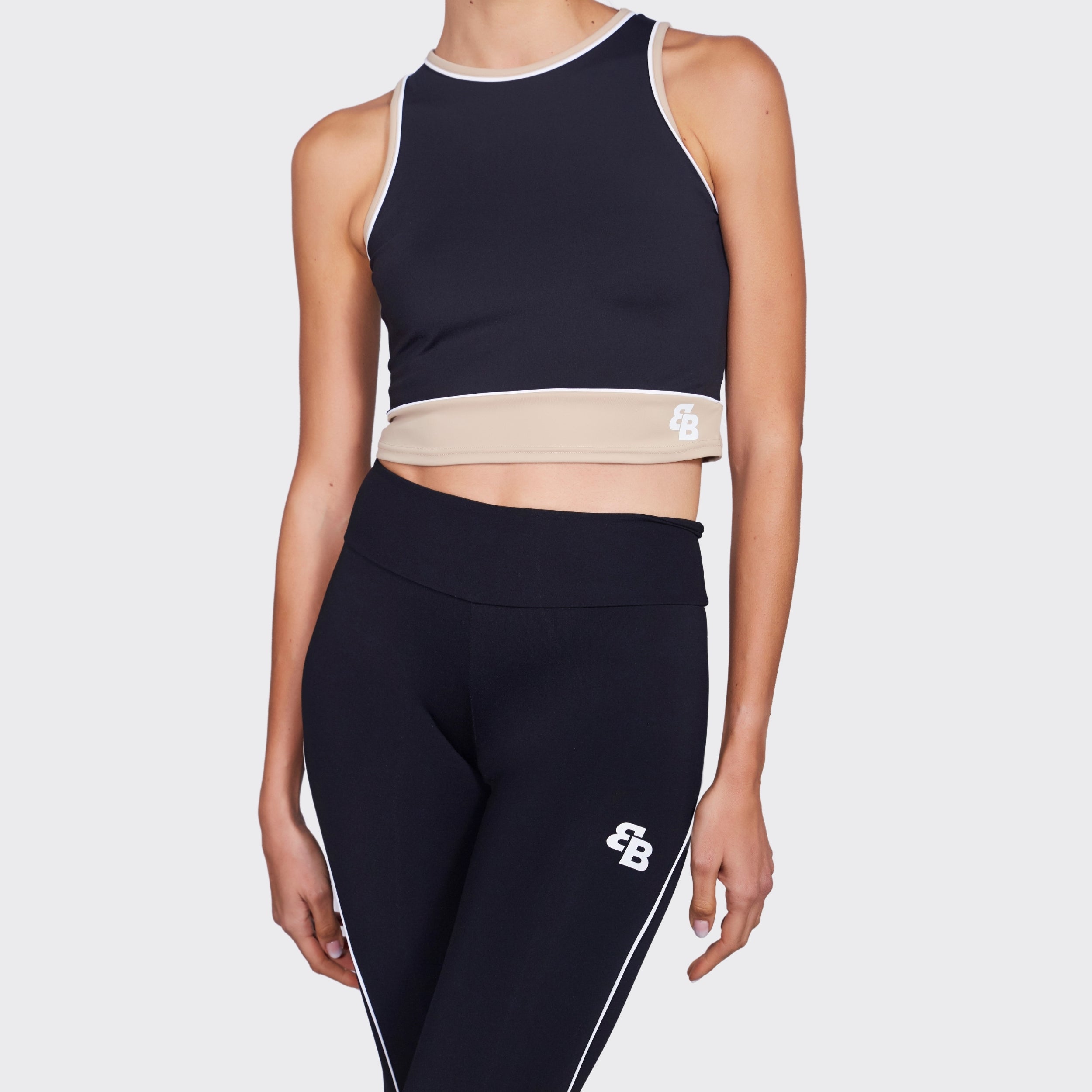 Top Isis Black