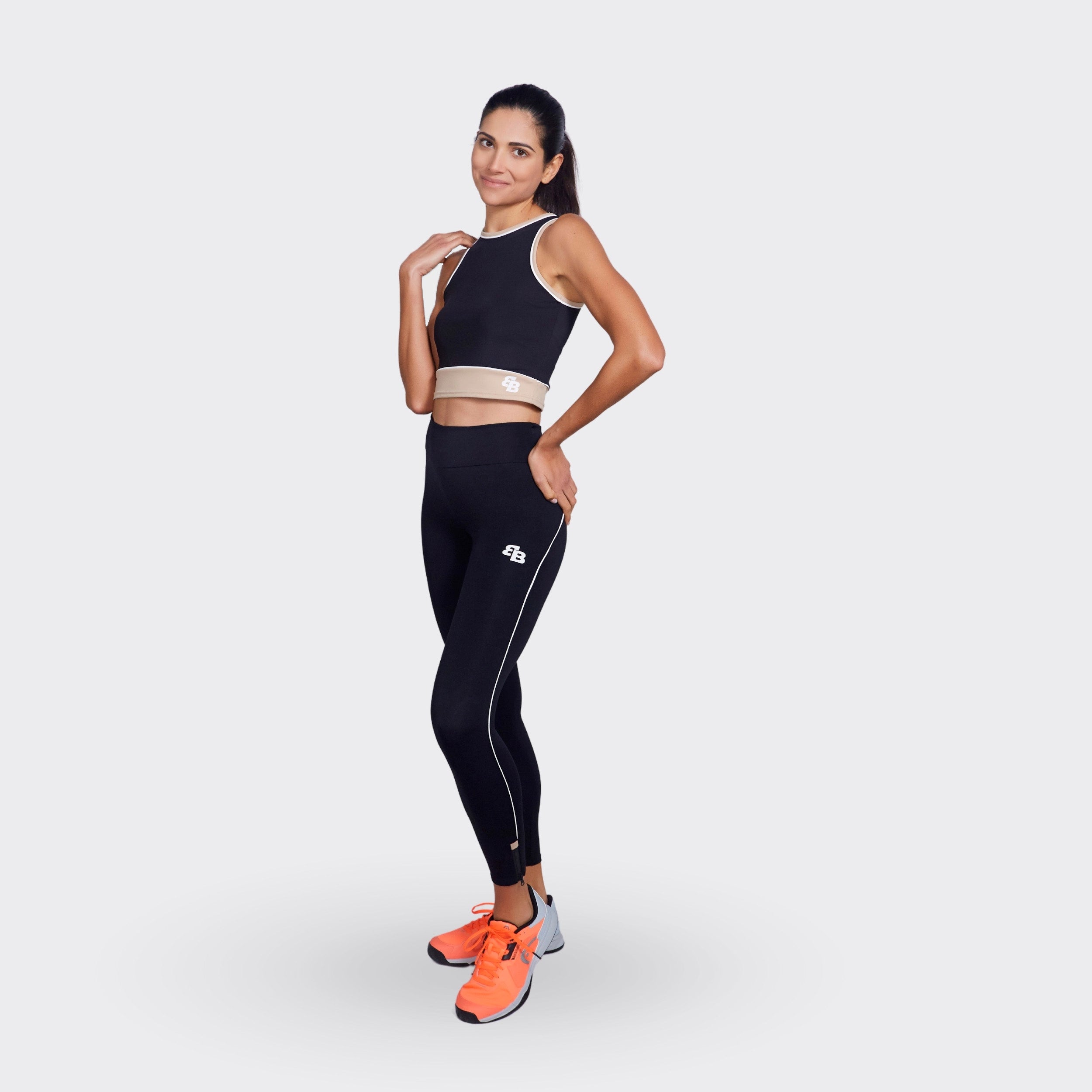 Top Isis Black
